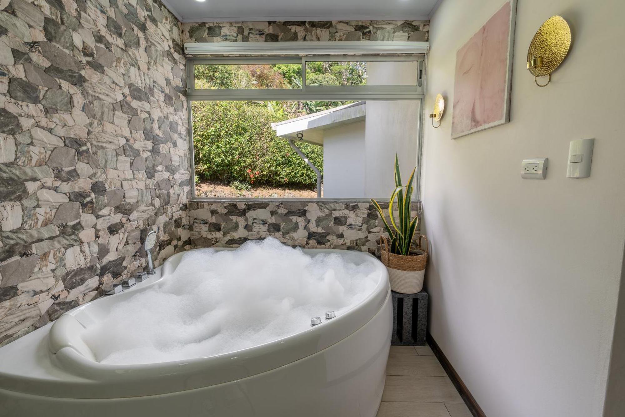 House Of Turri Suite Views Terrace & Jacuzzi Verbena Norte Exterior photo